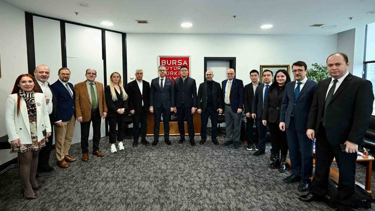 Bursa'da "İhracatın Kahramanları" buluşması: KOBİ'lere e-ihracat rehberi