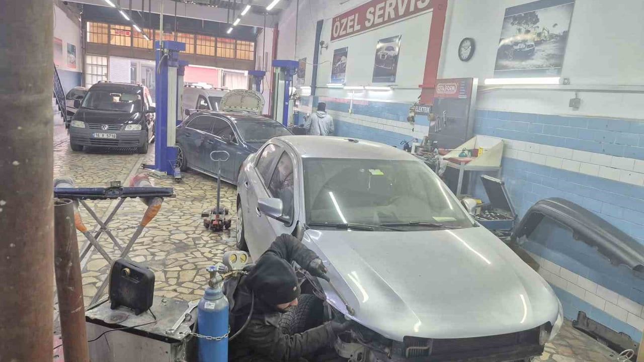 Bursa'da kasko onarımlarında yedek parça gecikmesi: Yüzbinlerce araç etkilendi