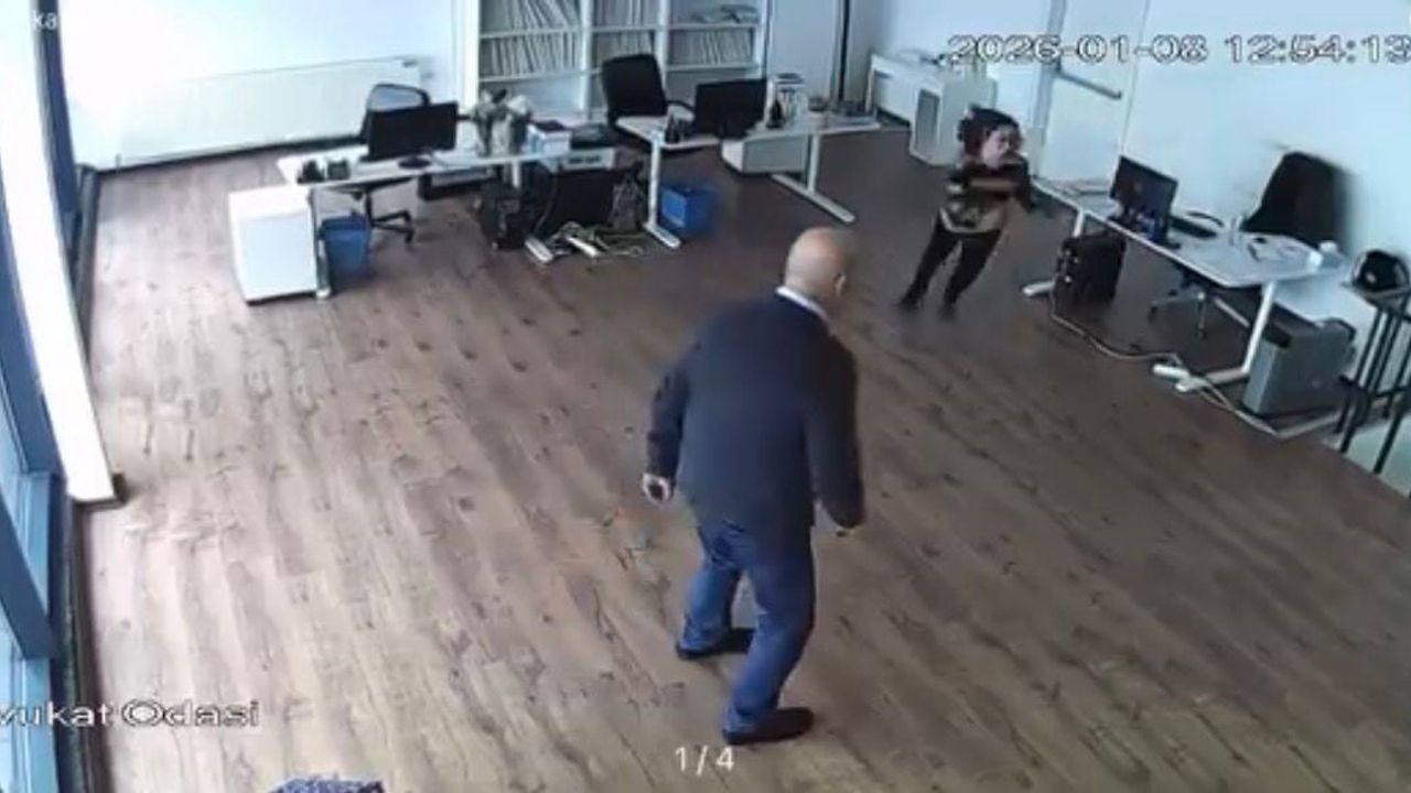 Bursa'da plazanın asma tavanı lodos nedeniyle çöktü; yaralanma yok