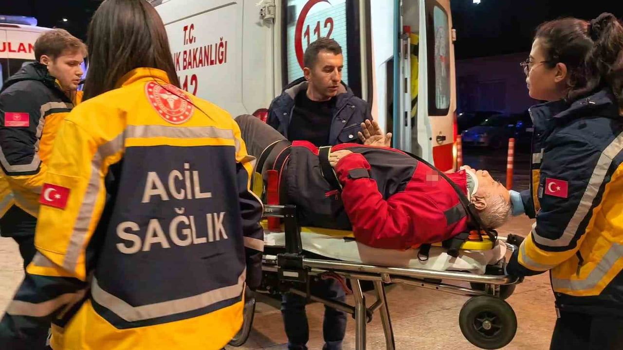 Bursa İnegöl'de motosikletin çarptığı kaza: 1'i ağır, 2 yaralı