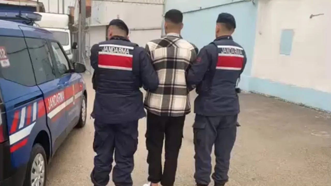 Bursa İznik'te hırsızlıktan 17 yıl 29 ay cezası bulunan firari yakalandı