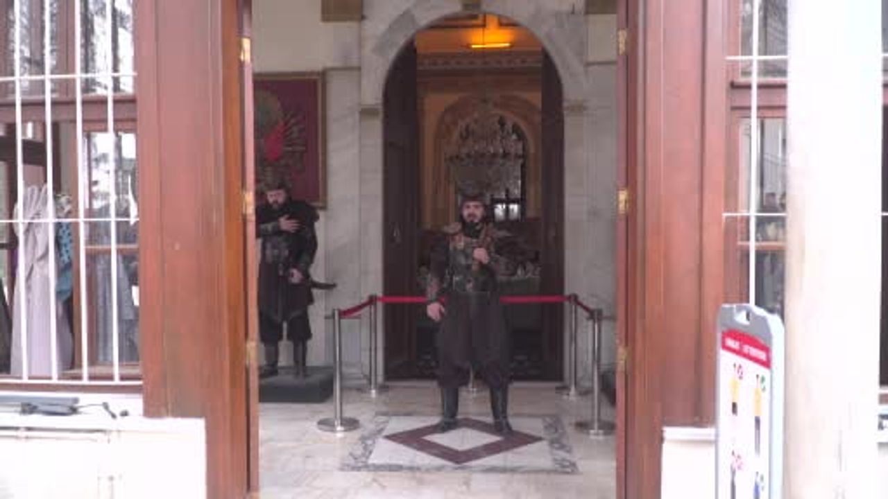 Bursa'nın 700. Yılında Tanpınar İzinde Uluslararası Öğrencilerle Tarihî Mekanlar Gezildi