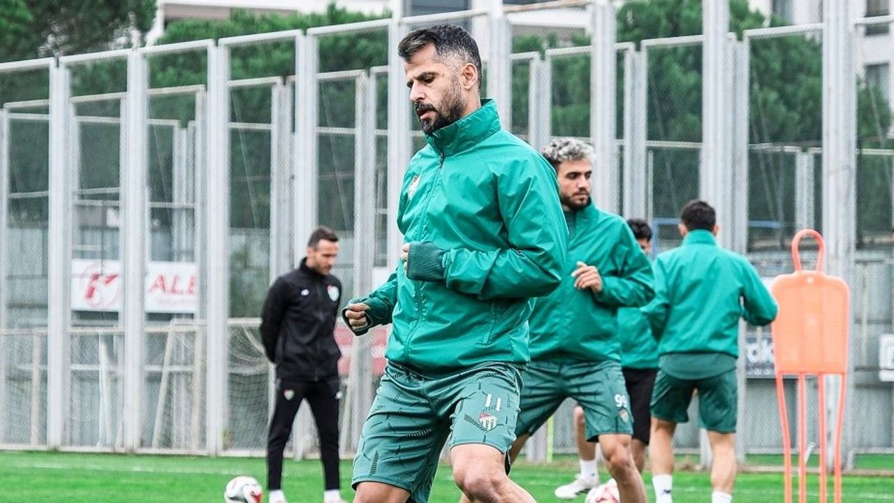 Bursaspor, sezonun ikinci yarısı için Antalya Belek’te kampa giriyor