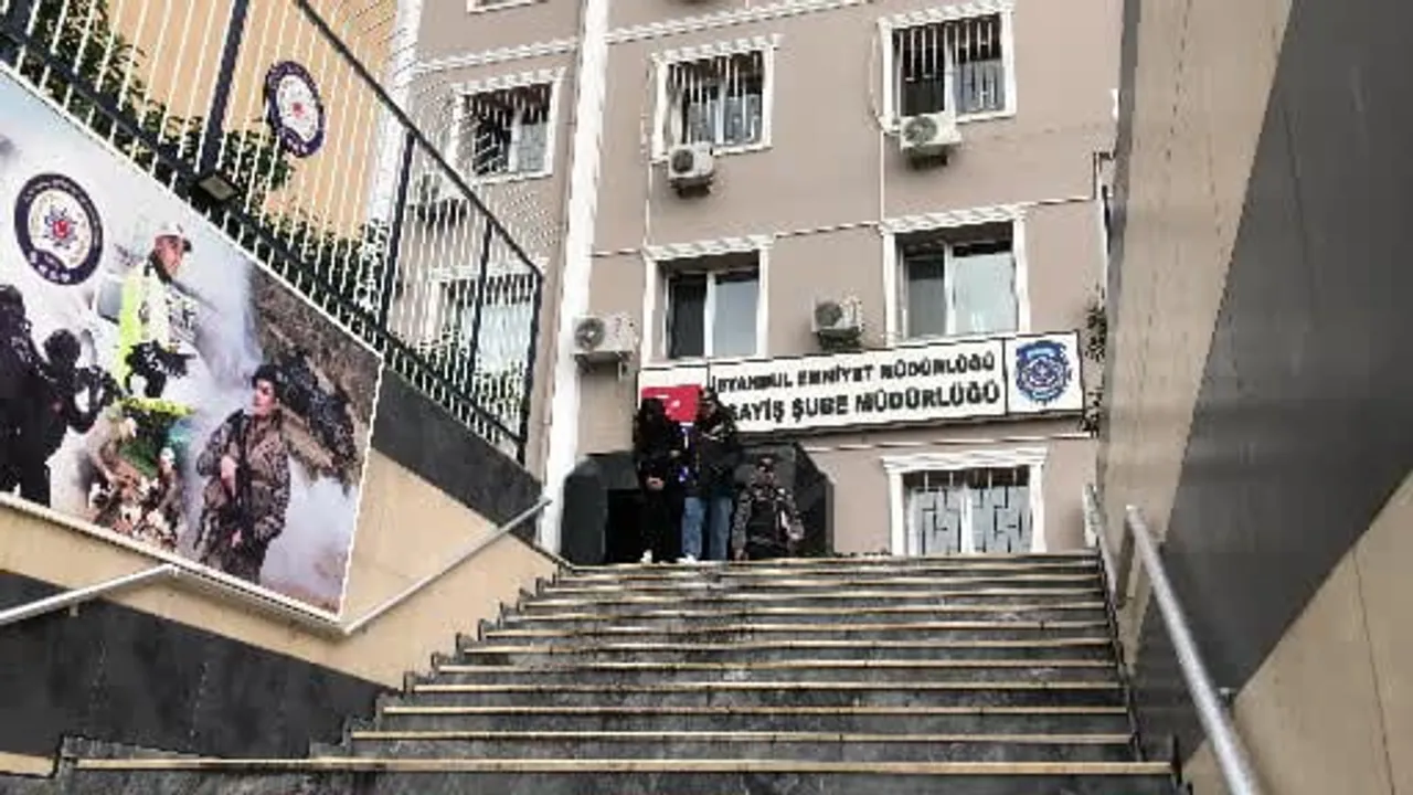 Büyükçekmece'de 7 yaşındaki kızını hırsızlıkta kullanan anne tutuklandı