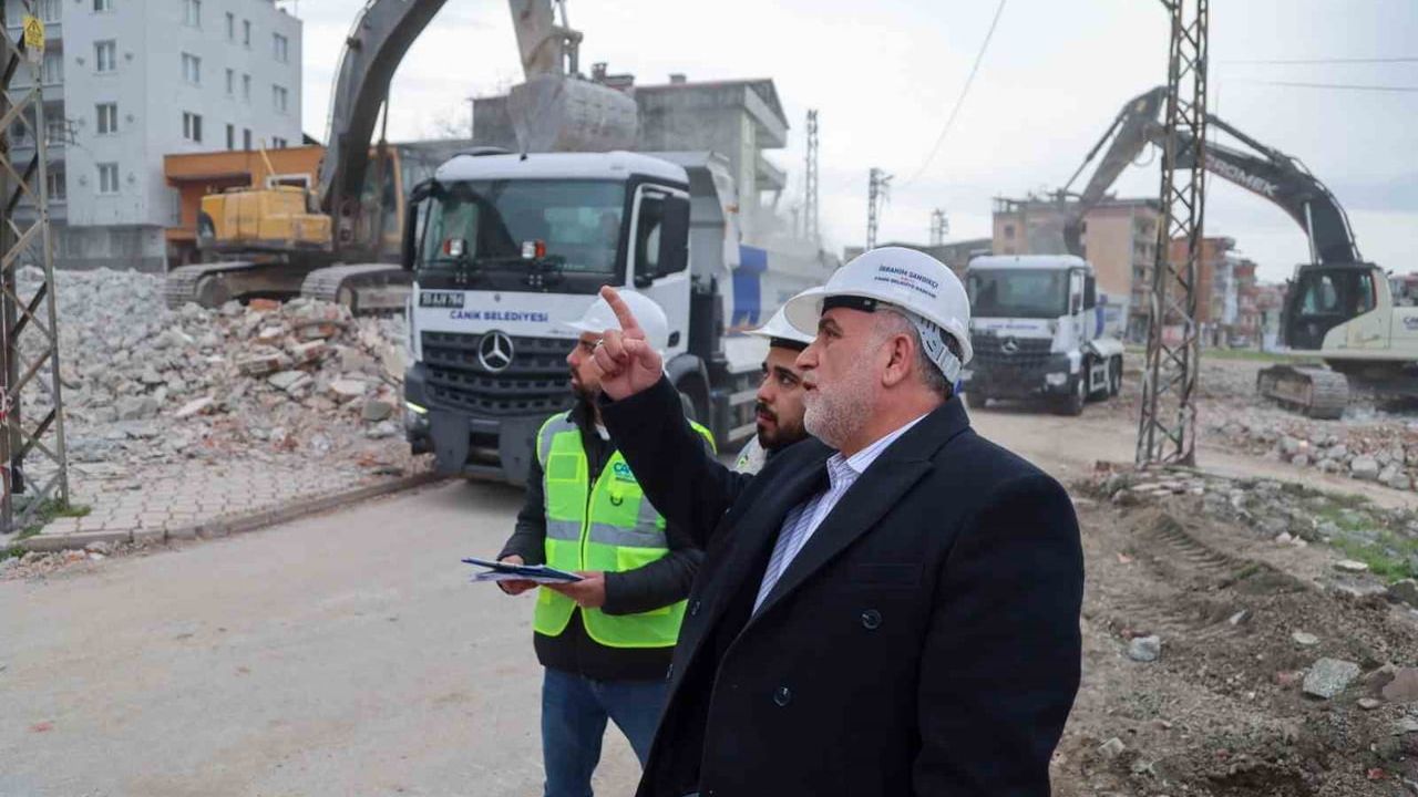 Canik’te Kentsel Dönüşüm Sürüyor: Soğuksu’da 741 Riskli Bina Yıkılacak