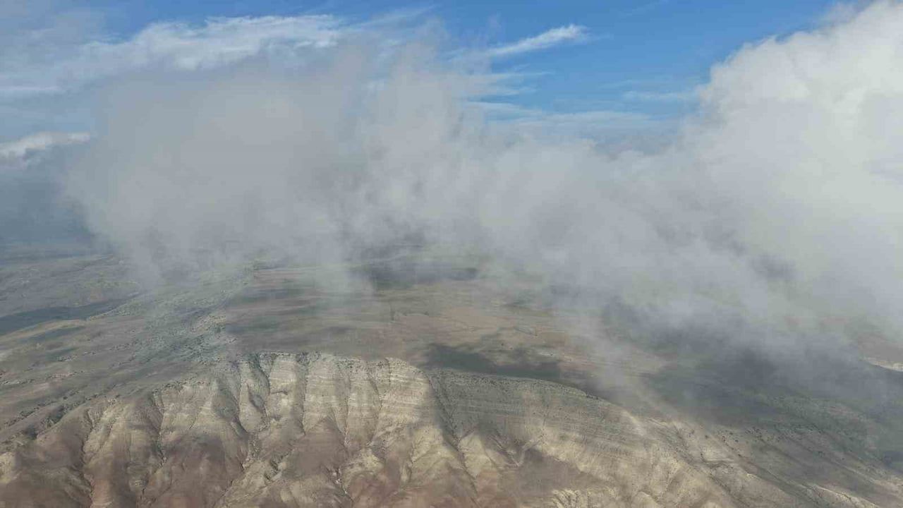 Çankırı'da Kent Merkezini Örtleyen Sis Bulutu Havadan Görüntülendi