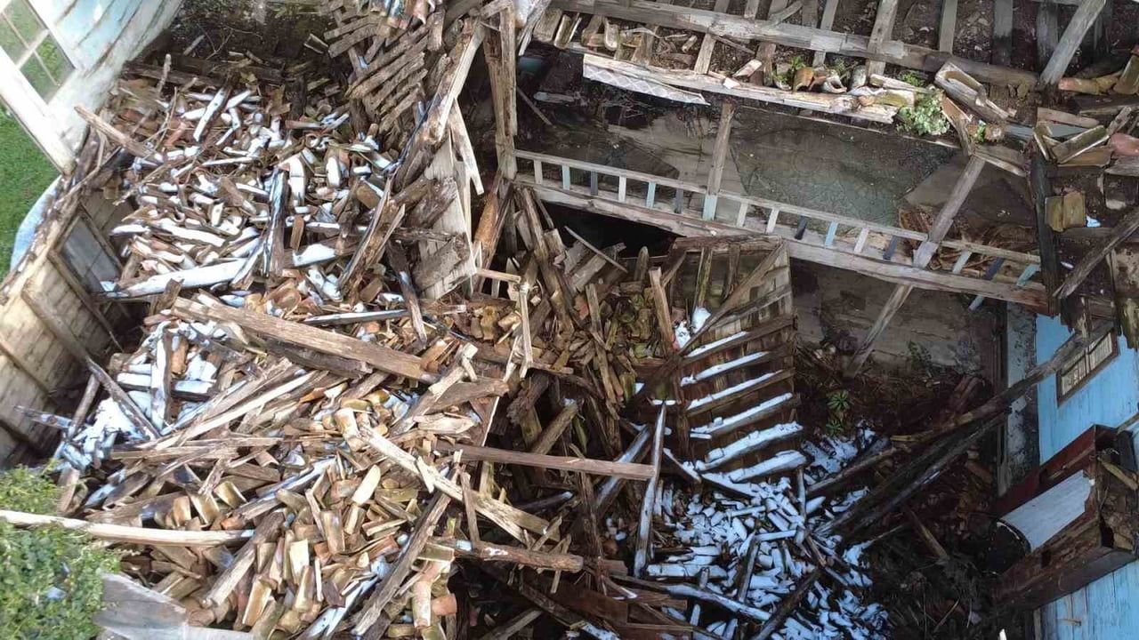 Çarşamba Turgutlu'daki yaklaşık 200 yıllık ahşap cami bakımsızlıktan çürümeye terk edildi