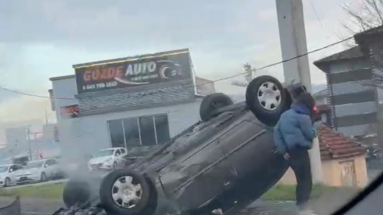 Çaycuma'da Otomobil Takla Attı: Sürücü ve Yolcu Hafif Yaralandı