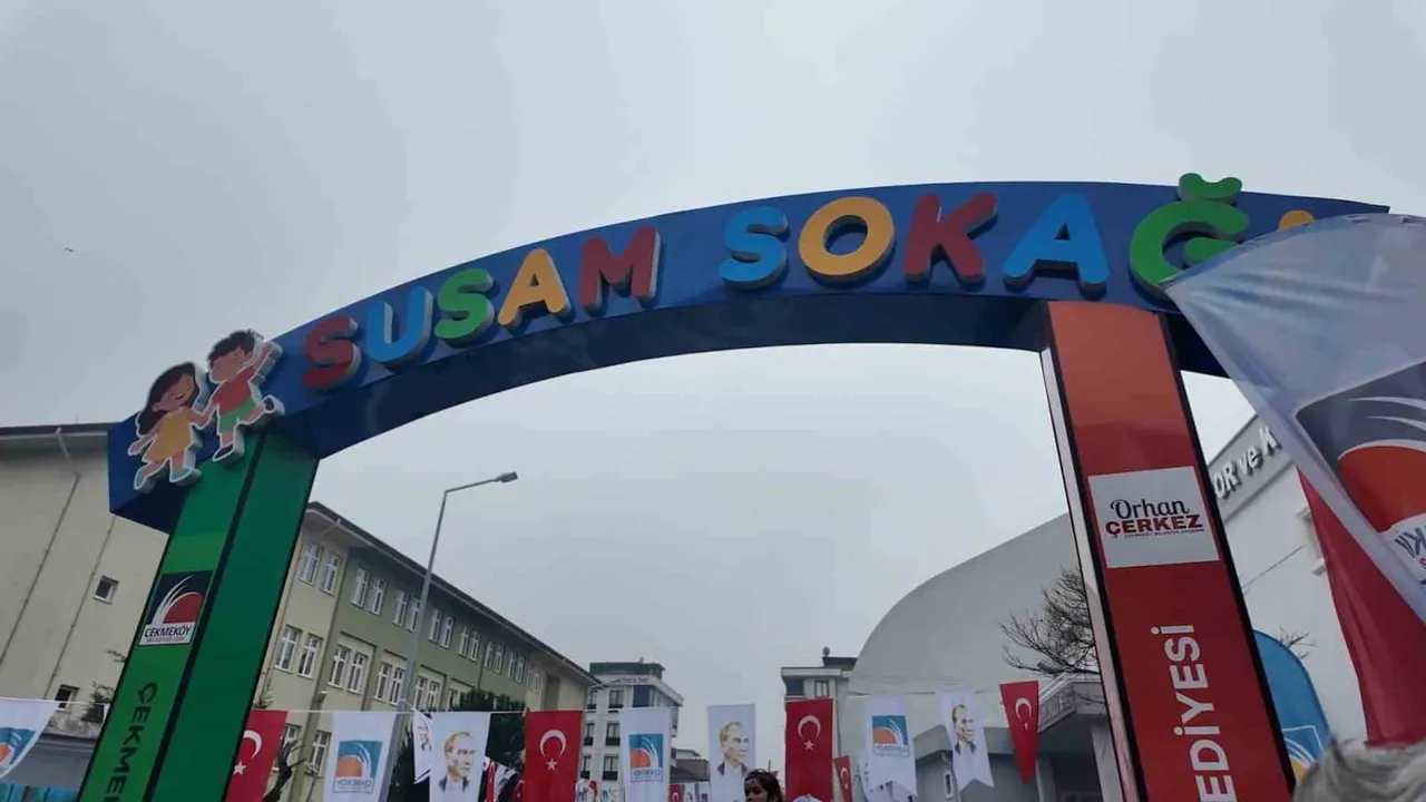 Çekmeköy’de çocuklara özel 'Susam Sokağı' hizmete açıldı