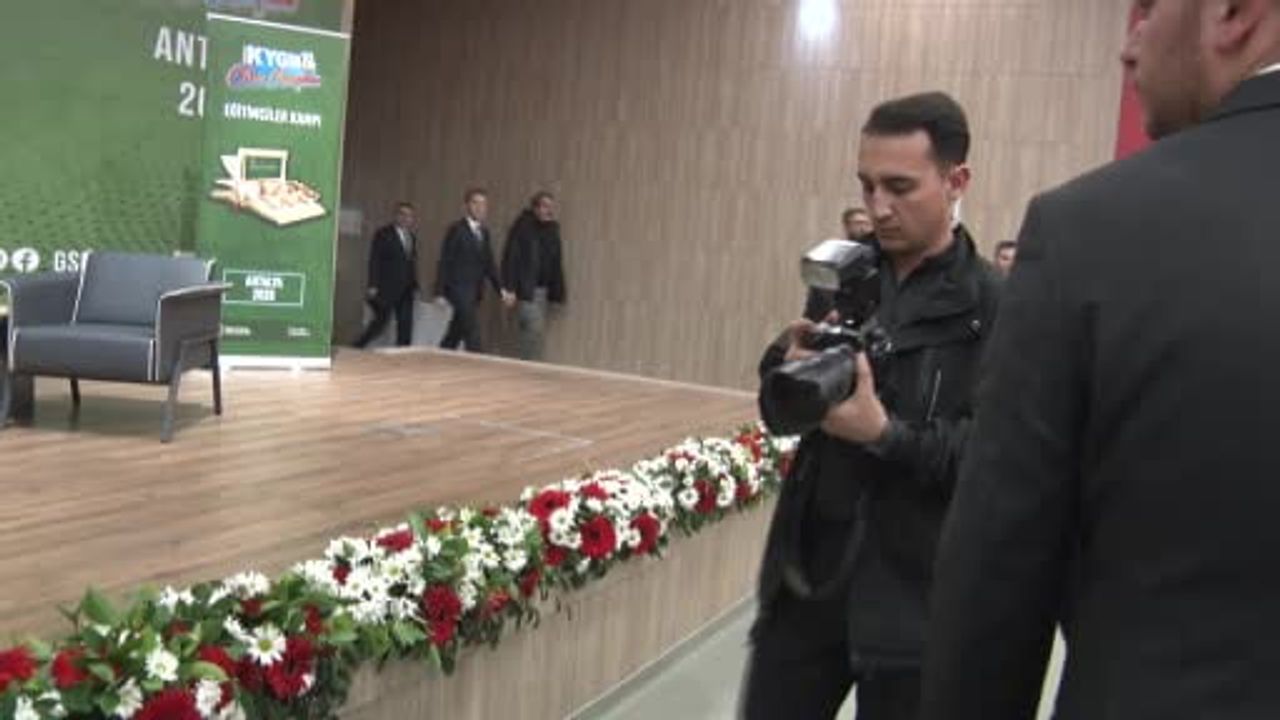 Cevdet Yılmaz: KYK yurt kapasitesi 1 milyonu aştı, gençlik programlarına 450 milyar TL kaynak ayrıldı