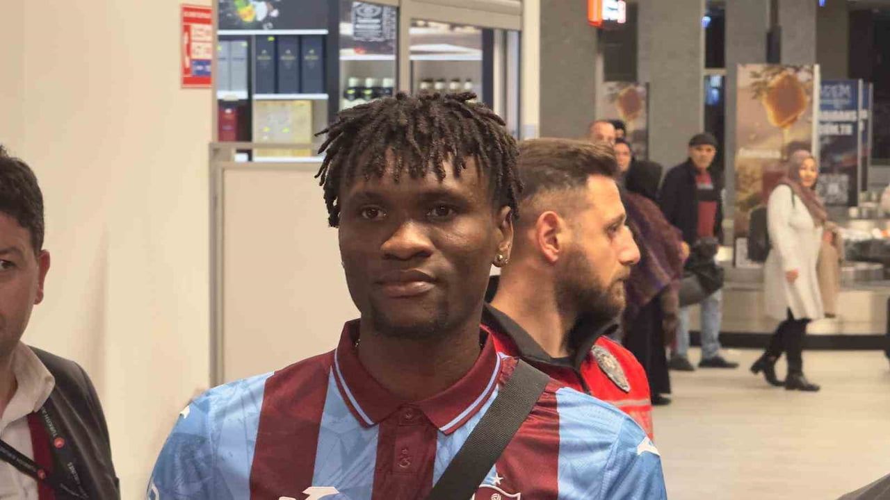 Chibuike Nwaiwu Trabzon'da: Coşkulu karşılama ve transfer mesajları