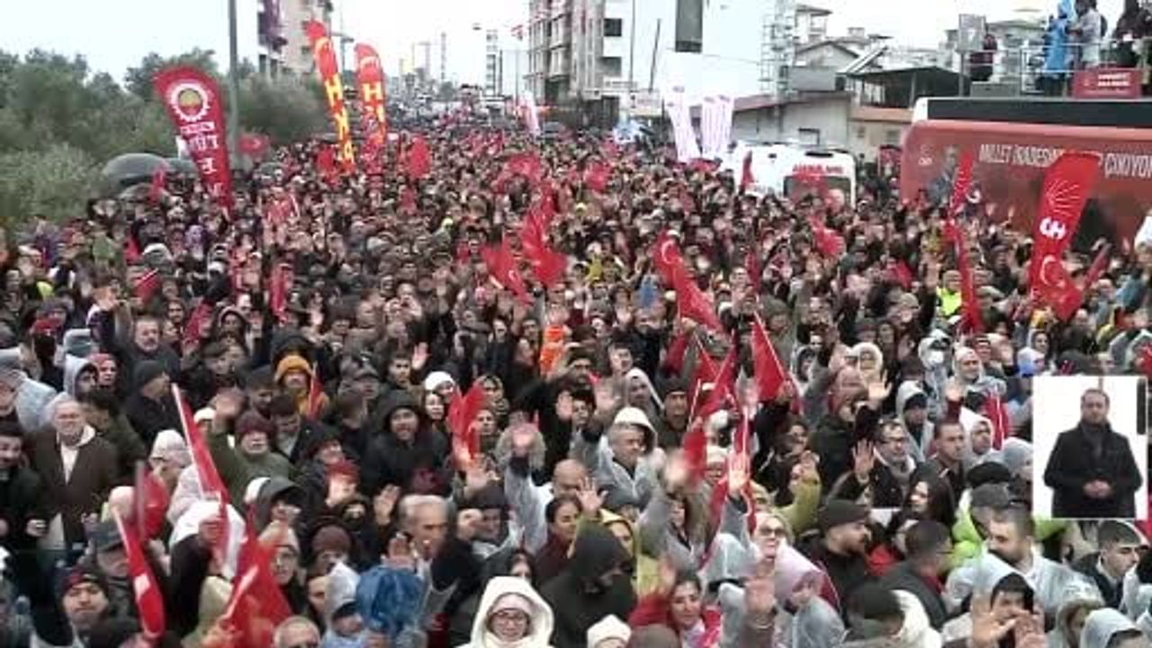 CHP Lideri Özgür Özel: Emekli Maaşının 20 bin TL'den 28 bin TL'ye Çıkarılması Muhalefetin Elinde
