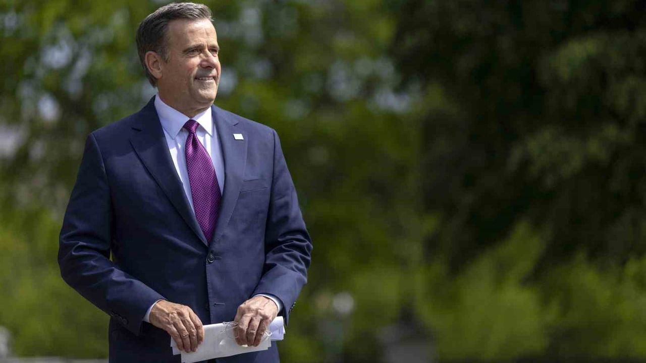 CIA Başkanı John Ratcliffe Karakas’ta Geçici Devlet Başkanı Delcy Rodriguez ile Görüştü