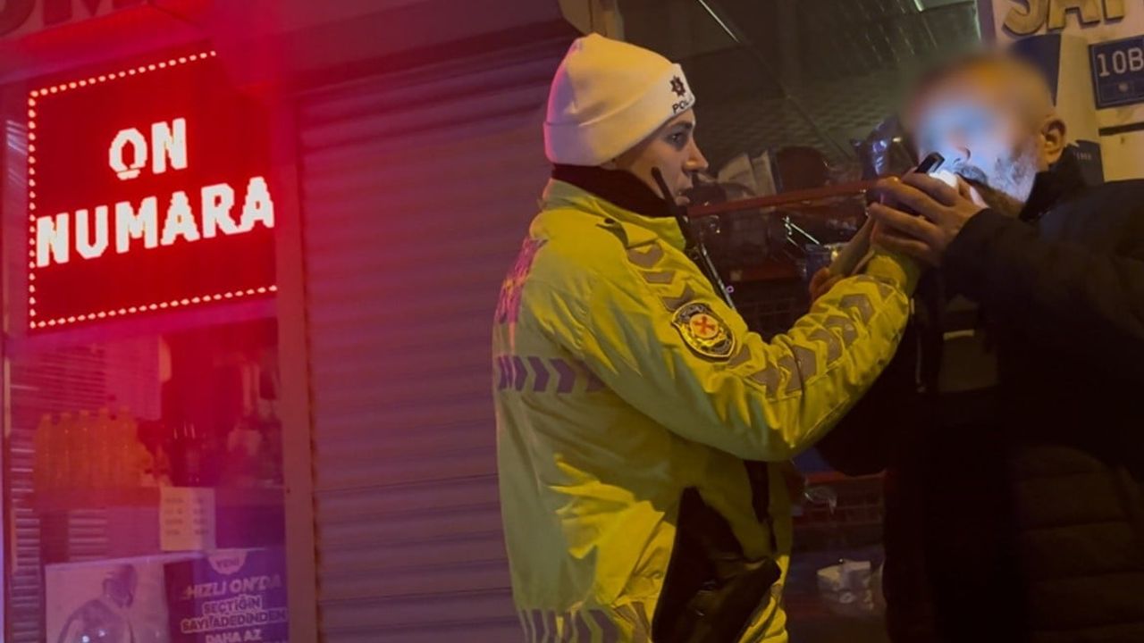 Çorlu'da çevirmede alkollü sürücü iddiası: "Direksiyonda ağabeyim vardı"