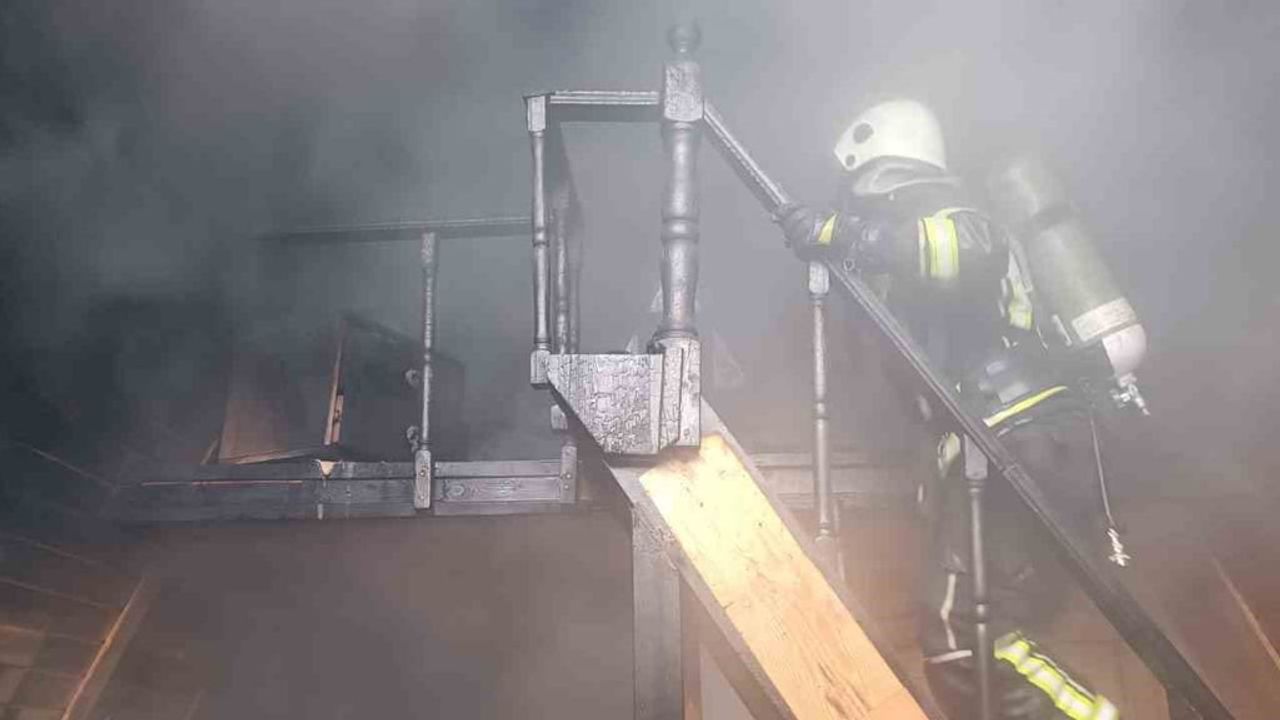 Çorum Belediyesi İtfaiyesi 2025'te 922 yangına müdahale etti, kurtarma çalışmalarında geniş görev aldı