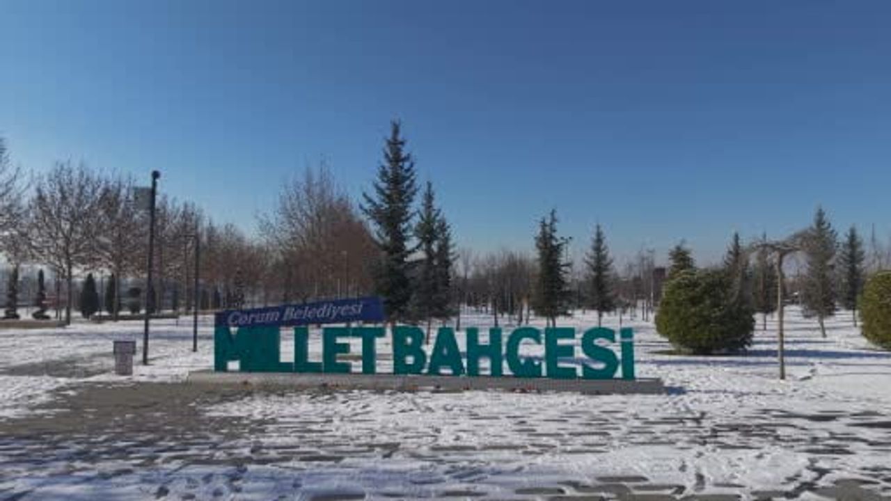 Çorum Millet Bahçesi kartpostallık manzaralarla beyaza büründü