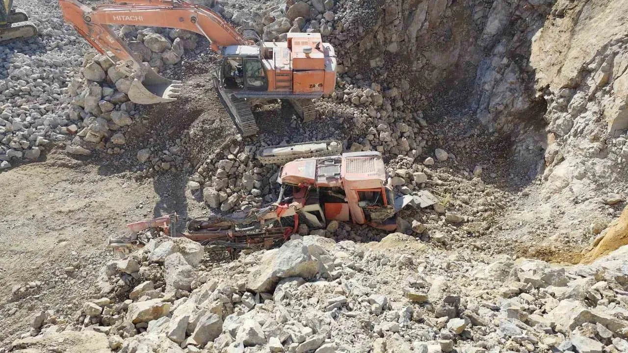 Çubuk'ta taş ocağı kazasında ağır yaralanan işçi hayatını kaybetti