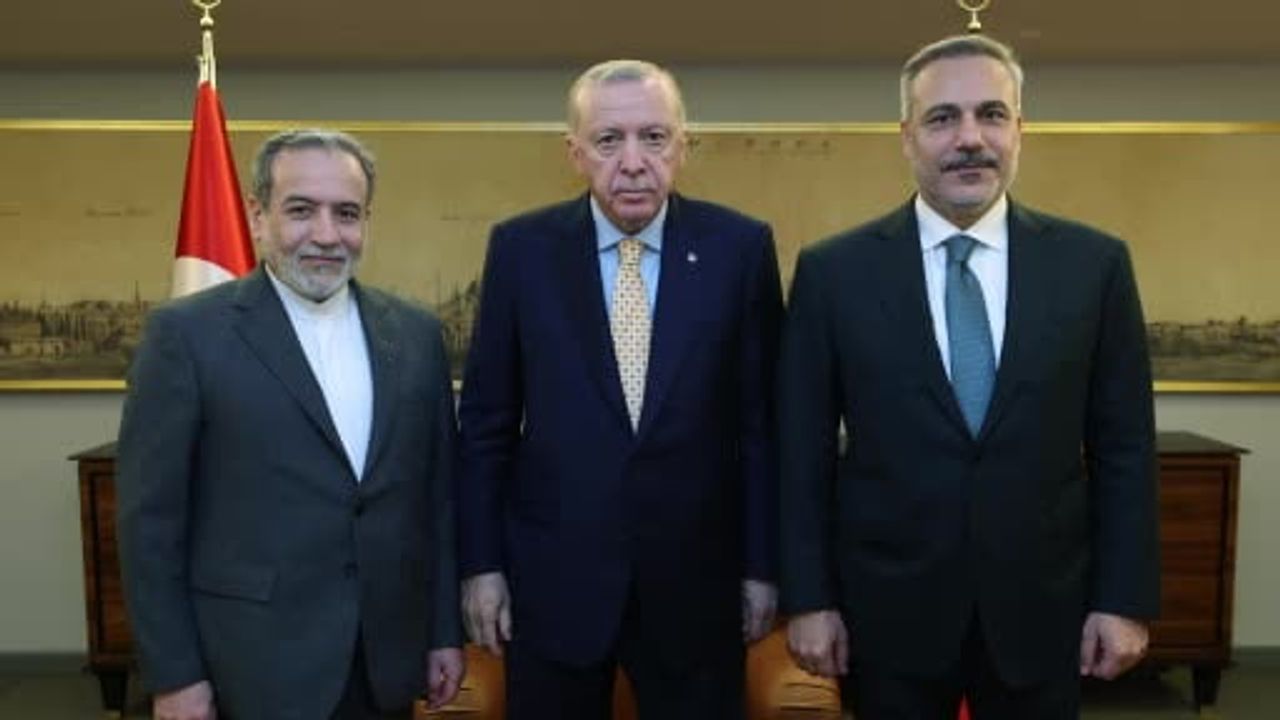 Cumhurbaşkanı Erdoğan, İran Dışişleri Bakanı Abbas Arakçi'yi kabul etti