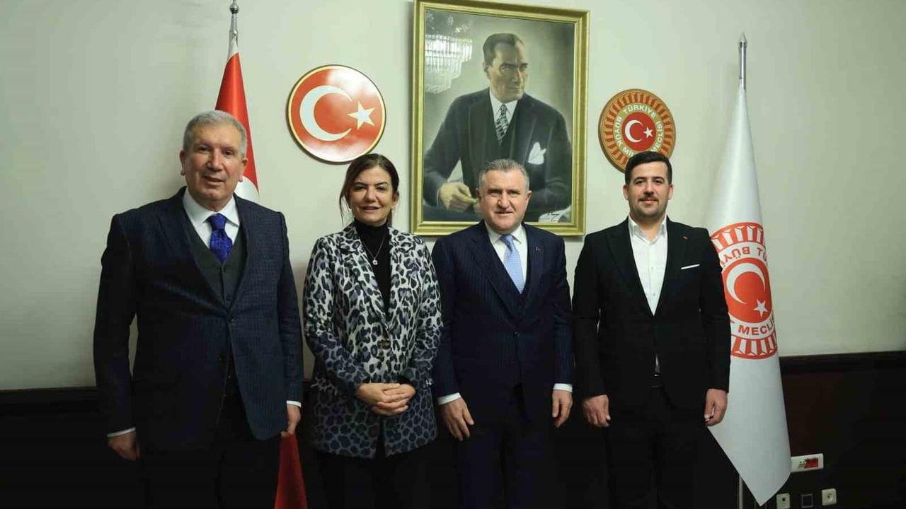 Çüngüş’te yüzme havuzu planı: Bakanla yapılan görüşmede söz alındı