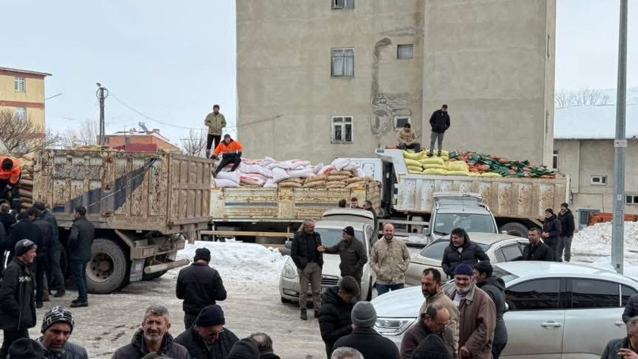 Demirözü Belediyesi 210 Çiftçiye Yüzde 100 Hibeli Tarımsal Destek Sağladı