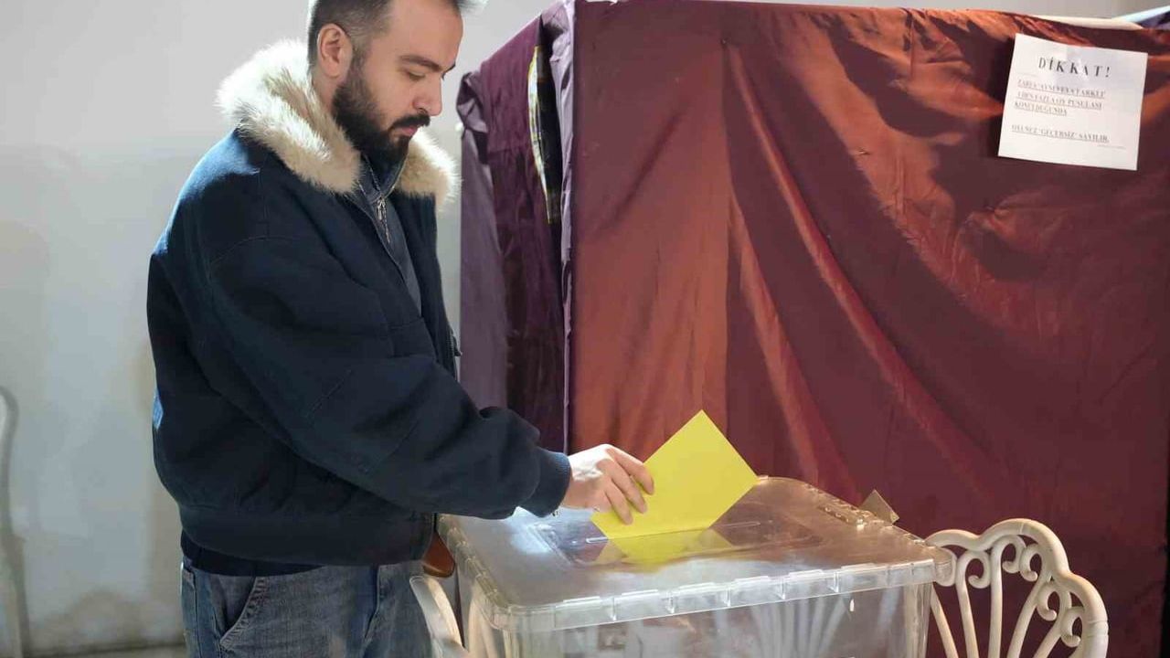 Denizli Lokantacılar Odası'nda başkanlık seçimi: Üyeler sandık başında