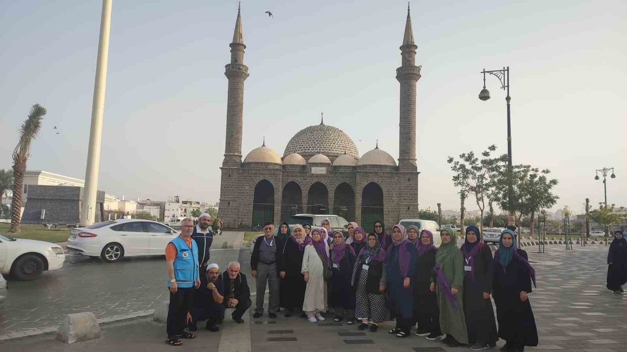 Denizli Umre Kafilesi Medine'de İç Ziyaret Programını Tamamladı