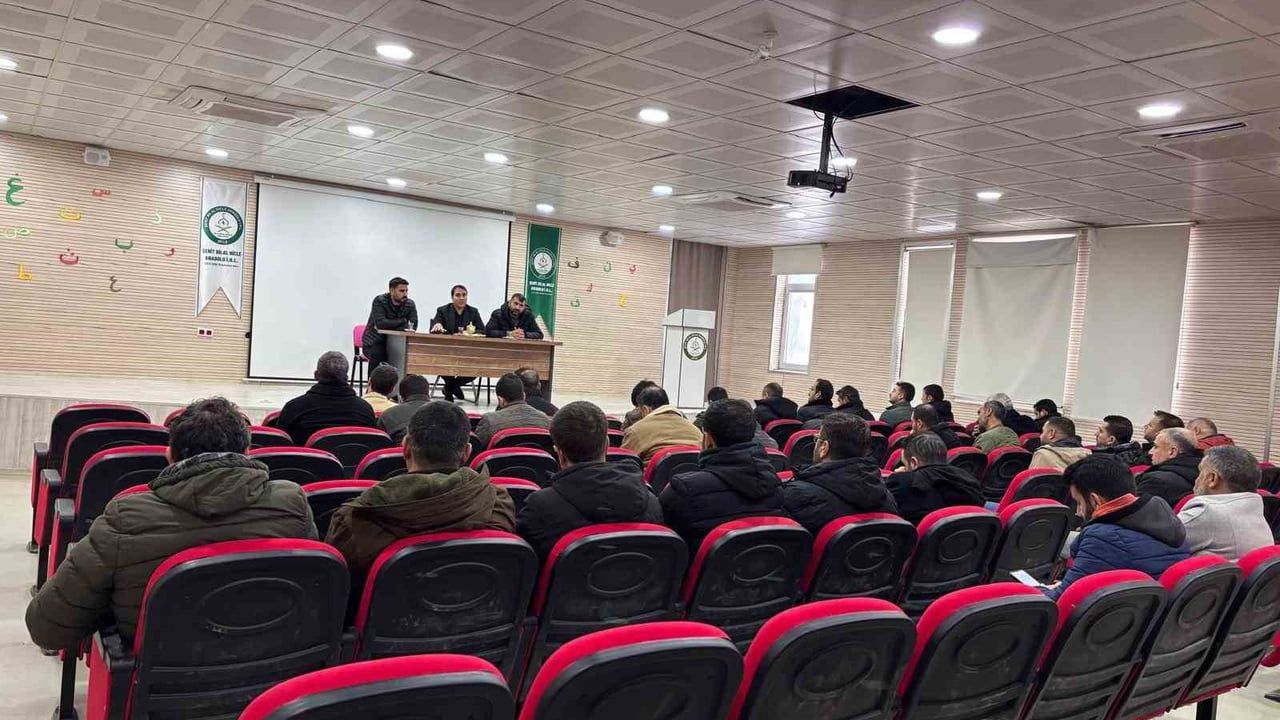 Dicle'de 2025-2026 Eğitim-Öğretim Yılı 1. Dönem Değerlendirme Toplantısı Yapıldı