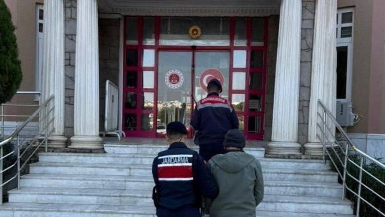 Didim'de dolandırıcılıktan aranan E.Ş. jandarma tarafından yakalandı