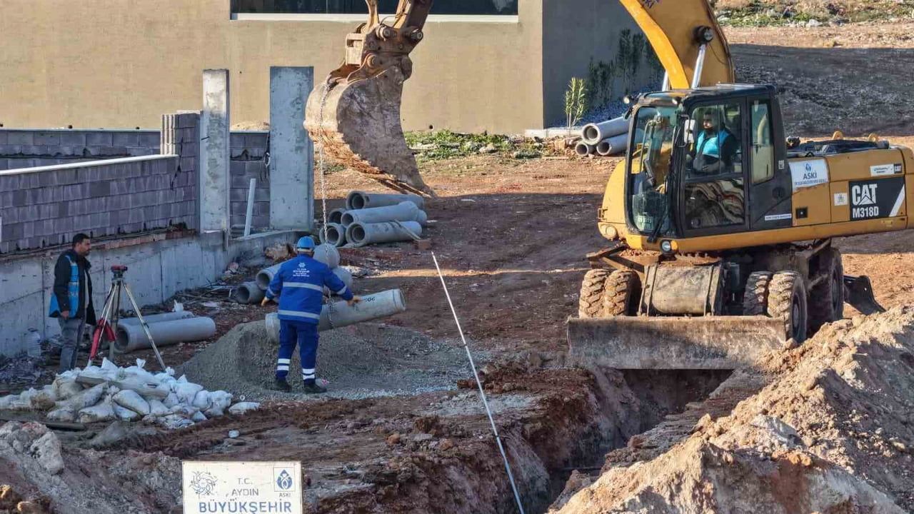 Didim'de kanalizasyon hattı çalışmaları: Aydın Büyükşehir'in 4 milyon TL'lik altyapı yatırımı