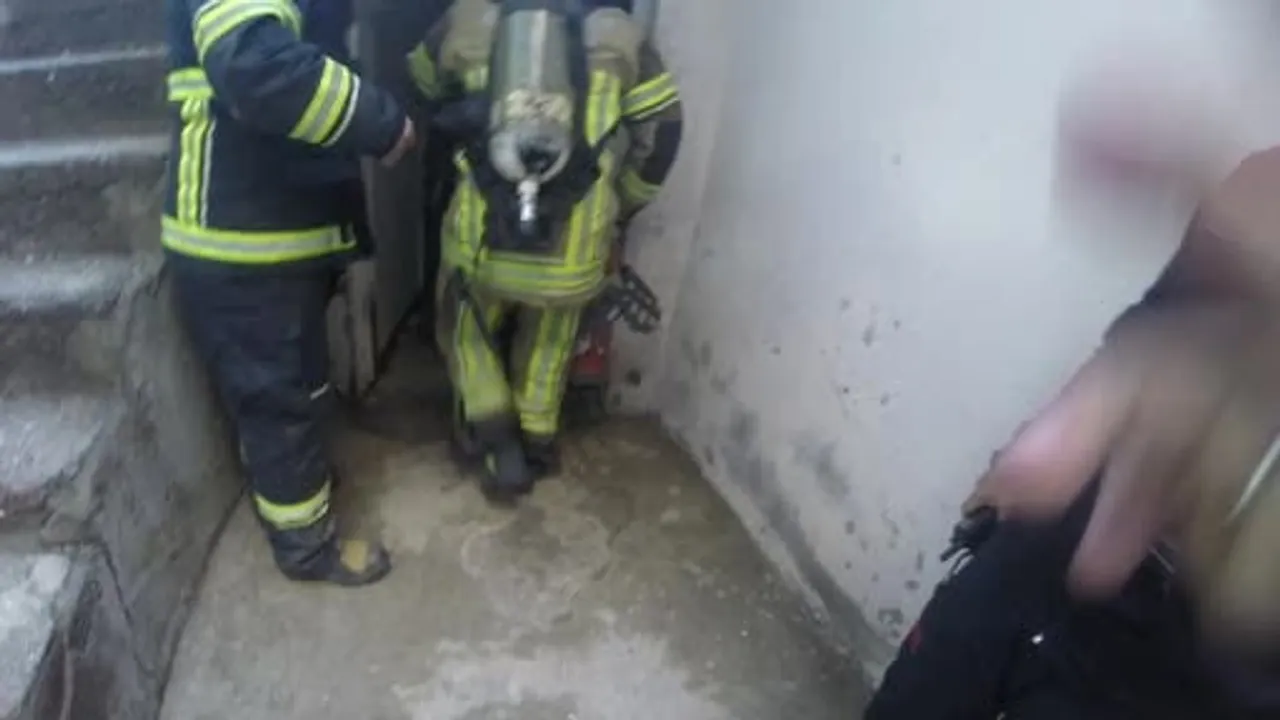 Diyarbakır'da çamaşır makinesinden çıkan yangın evi kullanılmaz hale getirdi