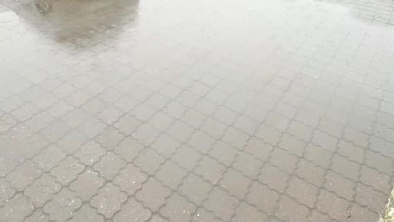 Diyarbakır'da sağanak yağış gece başladı; Meteoroloji uyardı