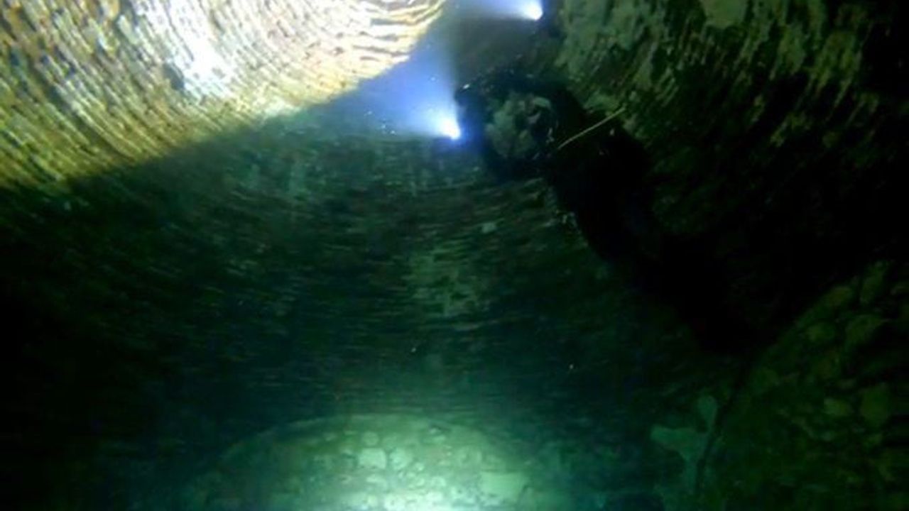 Diyarbakır Eğil Baraj Gölü'nde Tekye Medresesi Sualtı Görüntülendi