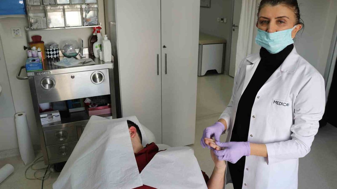 Doç. Dr. Neşe Kurt Özkaya uyardı: Soğukta erken müdahale hayati, uzuv kaybı riski var