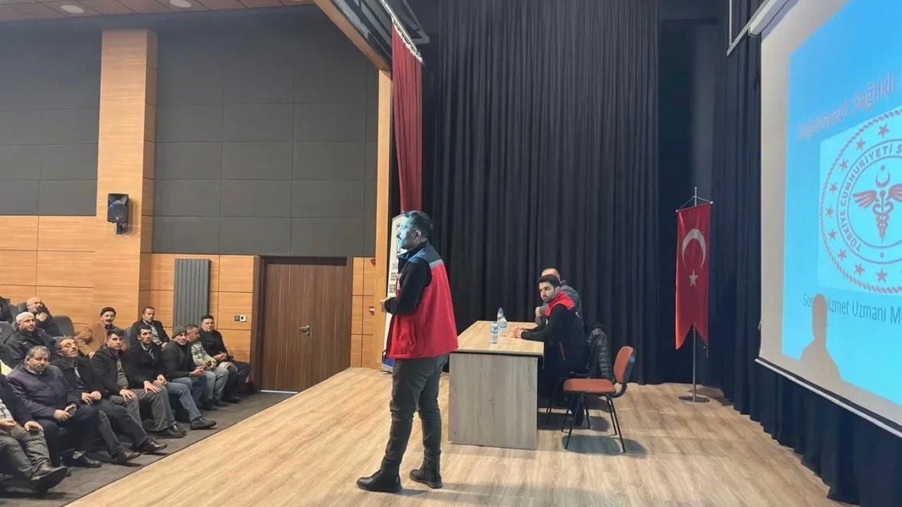 Doğubayazıt’ta Muhtarlara Bitkisel ve Hayvansal Üretim Bilgilendirmesi