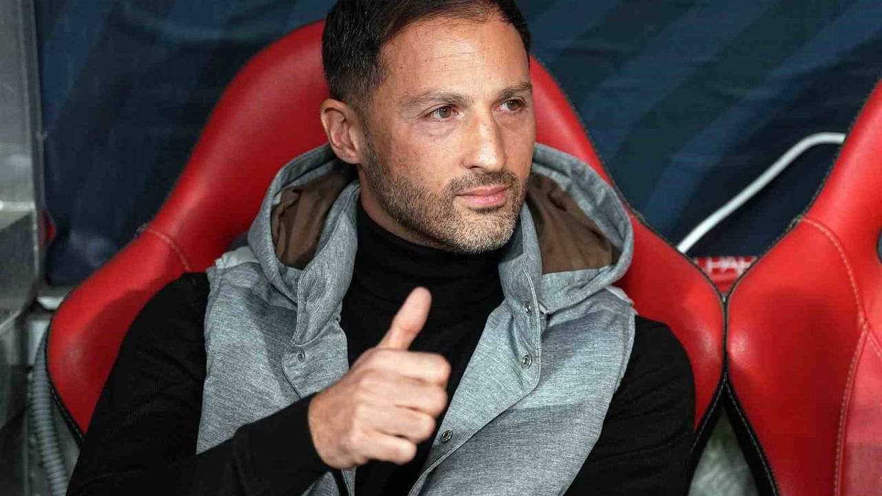 Domenico Tedesco, Fenerbahçe’de ilk kupasını Turkcell Süper Kupa’yla kazandı