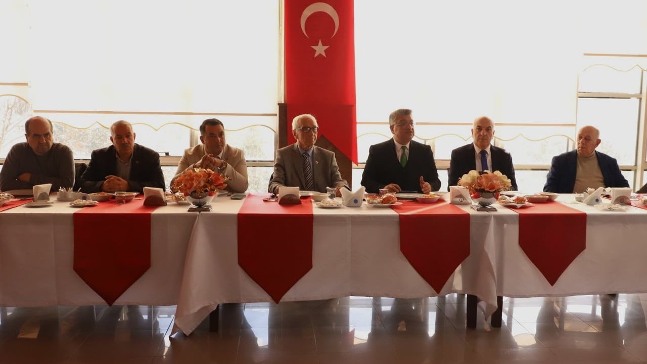 DPÜ Rektörü Prof. Dr. Süleyman Kızıltoprak, 10 Ocak'ta Kütahya'daki Gazetecilerle Buluştu