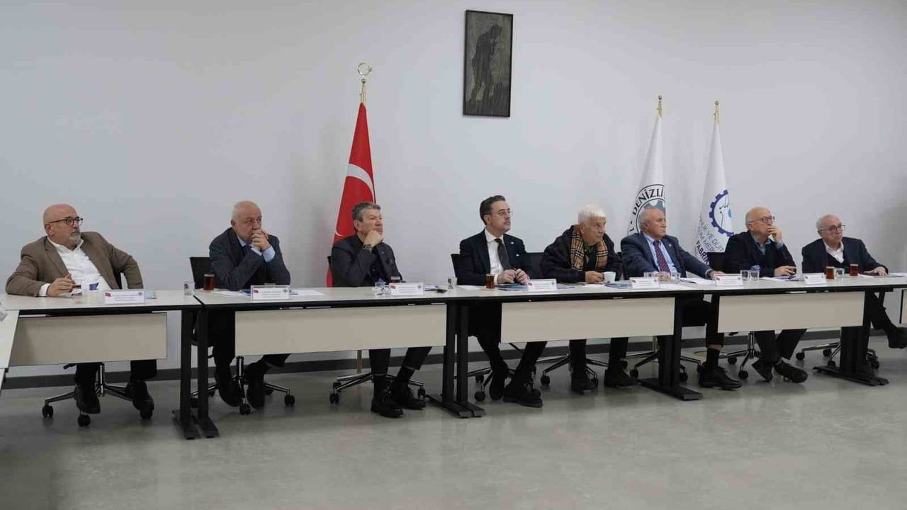 DSO Yüksek İstişare Kurulu 2026'nın ilk toplantısını Denizli Model Fabrika'da gerçekleştirdi