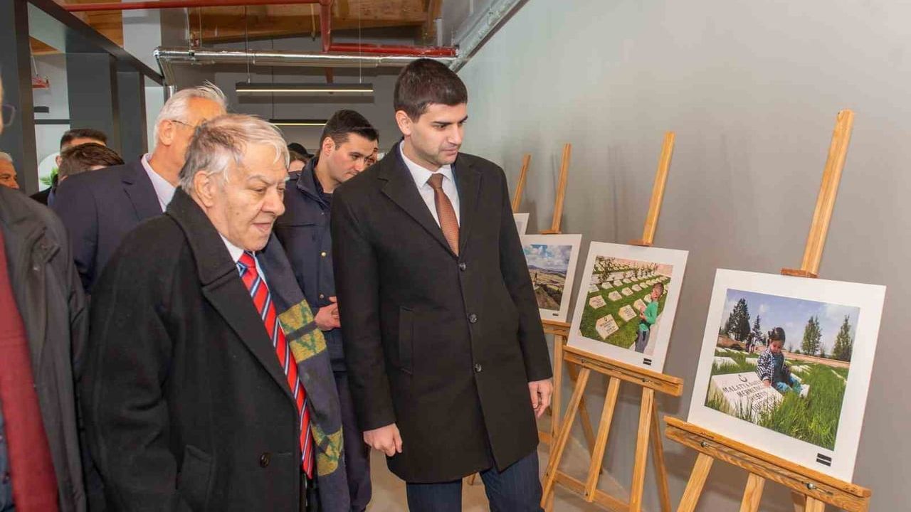 Dumlupınar'da 'Objektifimden Dumlupınar' fotoğraf yarışmasının ödülleri dağıtıldı