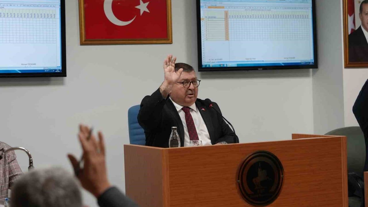 Düzce Belediye Meclisi 2026'nın İlk Toplantısında 40 Gündem Maddesini Görüştü
