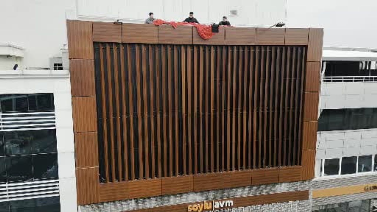 Düzce Birlik Mesajı Verdi: Sokaklar Türk Bayraklarıyla Donatıldı