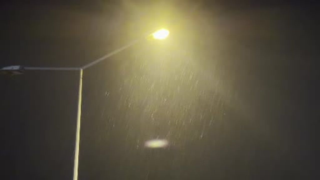 Düzce'de beklenen kar başladı — 18-19 Ocak'ta kuvvetli kar ve ulaşım uyarısı