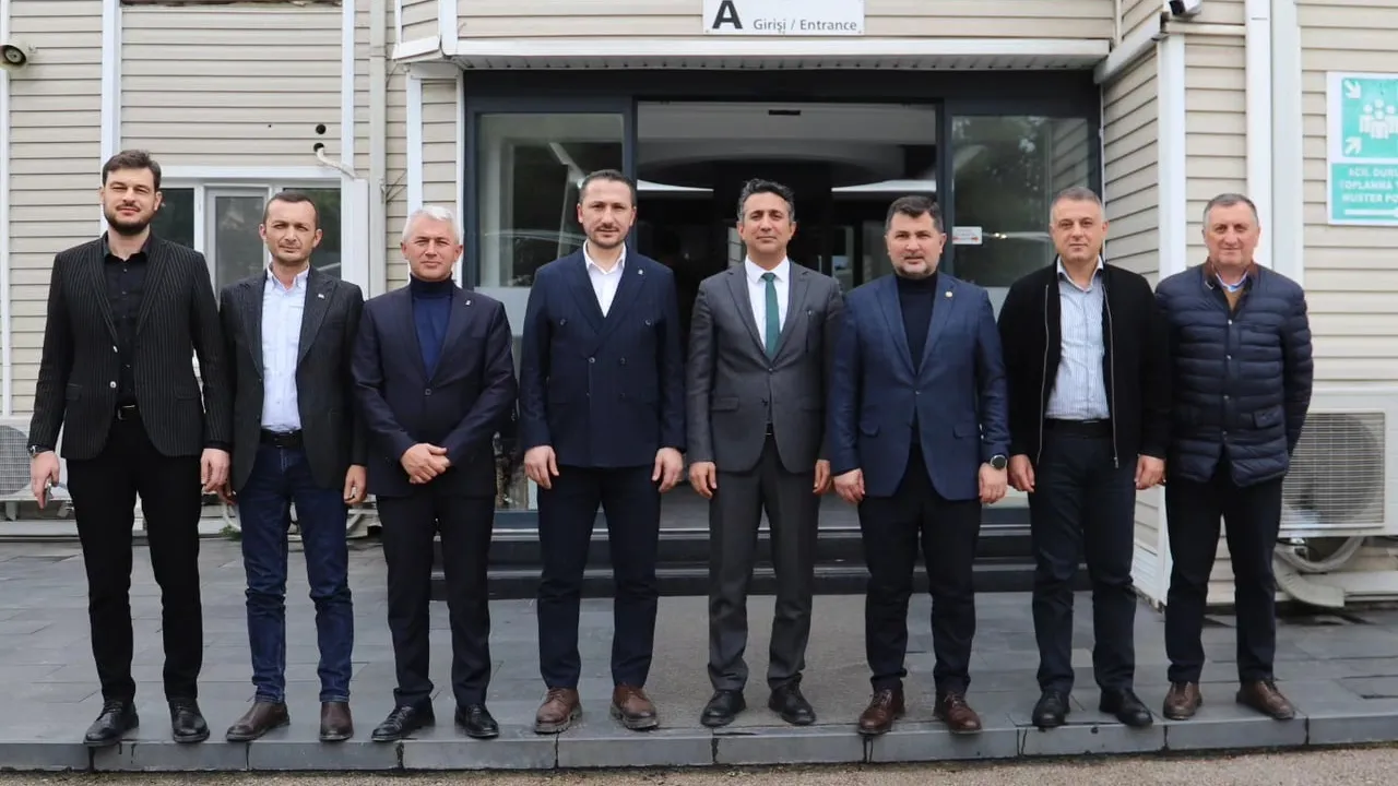 Düzce’de elektrik altyapısı görüşmesi: Milletvekili Öztürk talepleri SEDAŞ Genel Müdürü Danacı’ya iletti