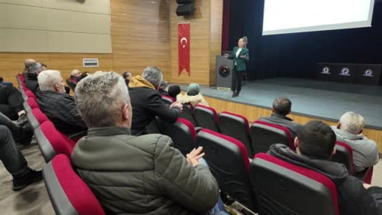 Düzce'de Toplu Taşıma Şoförlerine Stres Yönetimi ve Etkili İletişim Eğitimi