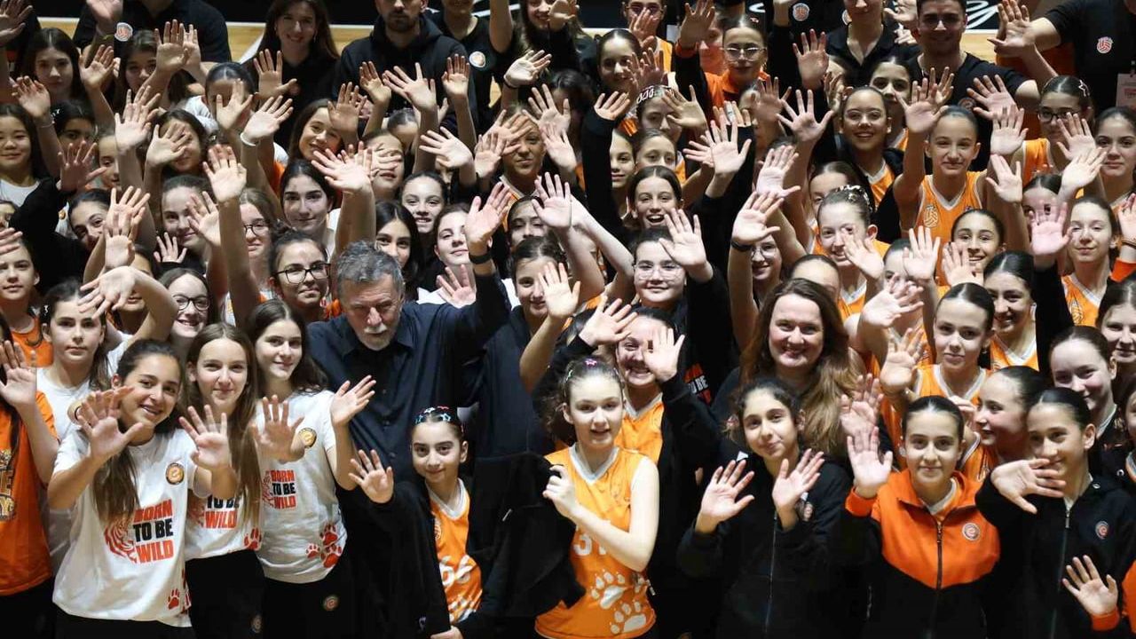 Eczacıbaşı Geleceğe Smaç Turnuvası Antalya’da gerçekleştirildi