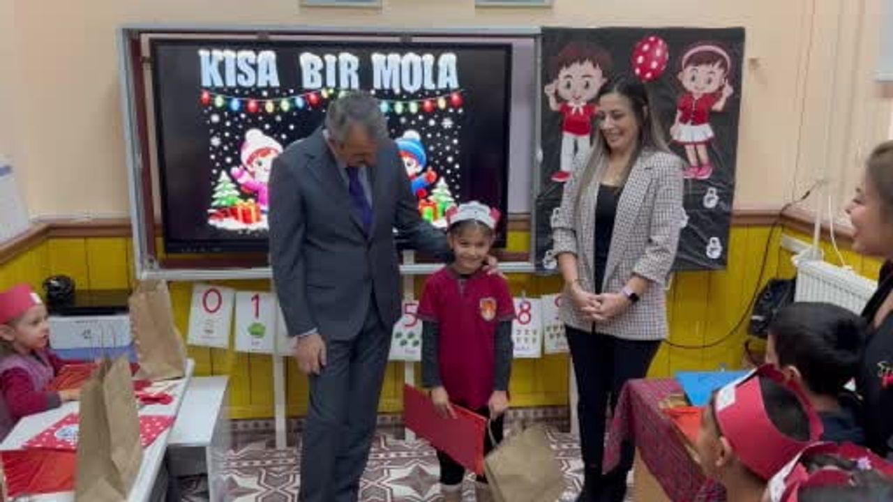 Edirne'de 54 bin 852 öğrenci sömestire girdi; Vali Sezer'den ekran uyarısı