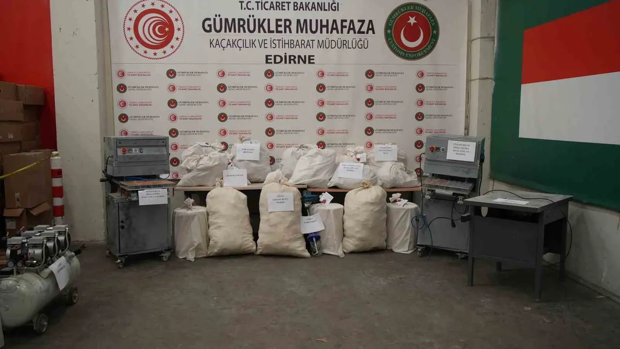 Edirne'de uyuşturucu operasyonu: Ev imalathanesinde 117 kilo 434 gram MDMB ele geçirildi