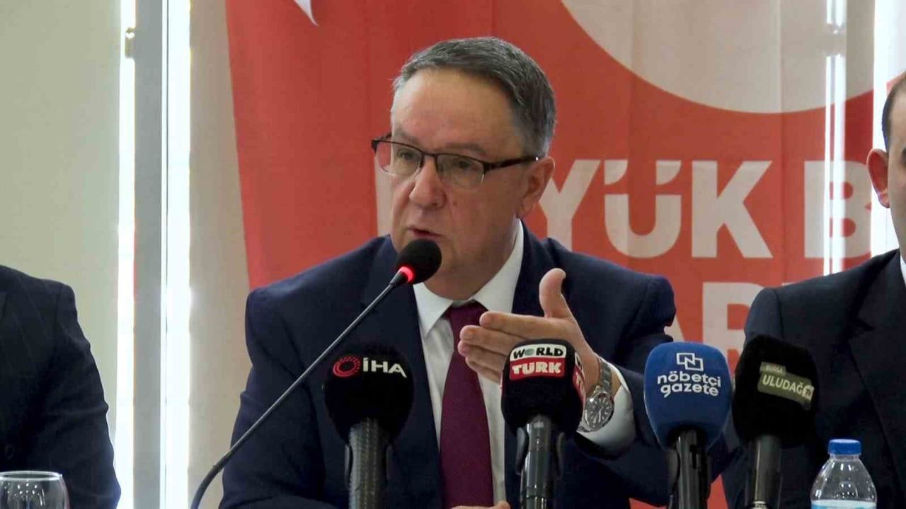 Ekrem Alfatlı: Asgari ücret enflasyonu tetikleyen bir etken değildir
