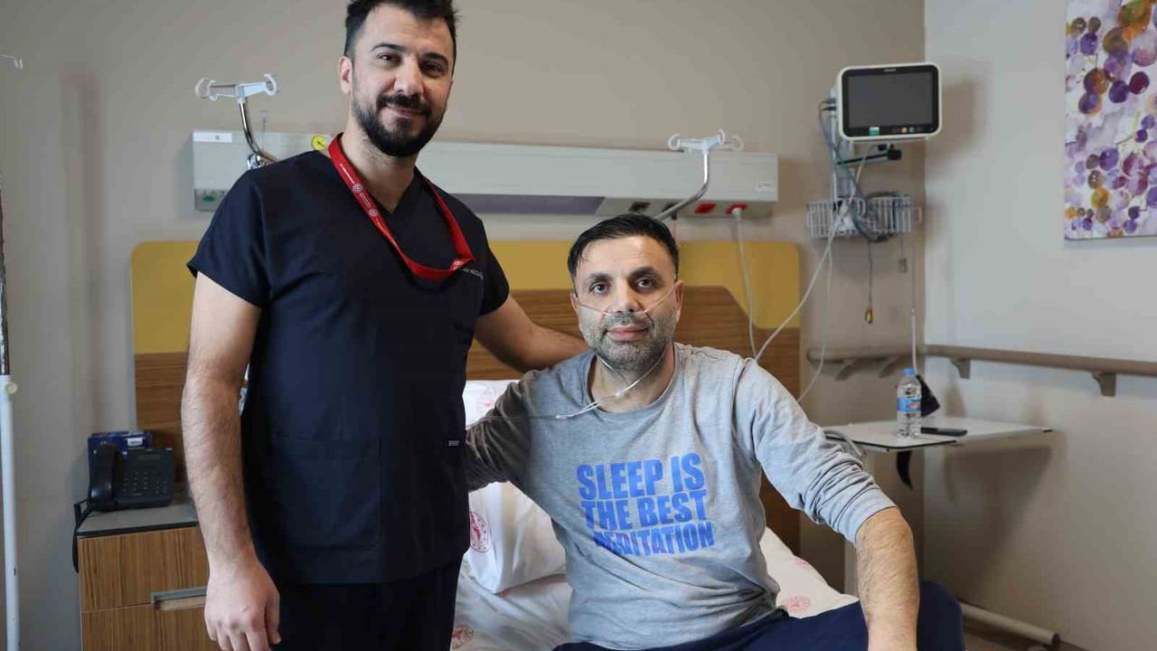 Elazığ'da 45 yaşındaki hasta 50 dakikalık kalp masajıyla hayata döndü