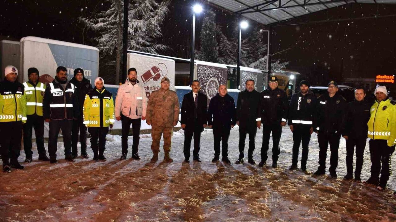 Elazığ Protokolü, Yeni Yılda Görev Başındaki Güvenlik Güçleriyle Buluştu