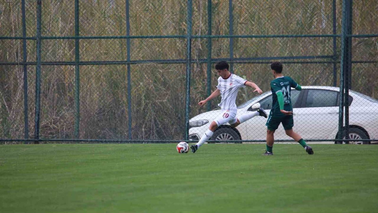 Elazığspor 3-2 Kırklarelispor — Antalya kampında hazırlık maçı